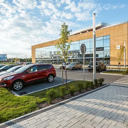 Em Klimatyzacja&parking Διαμέρισμα Rzeszów