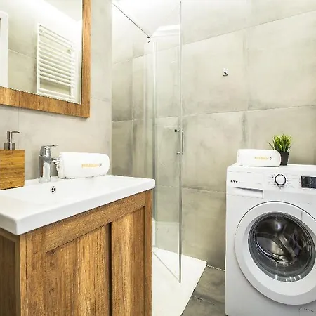 Apartment Apartament Em Klimatyzacja&Parking Rzeszow
