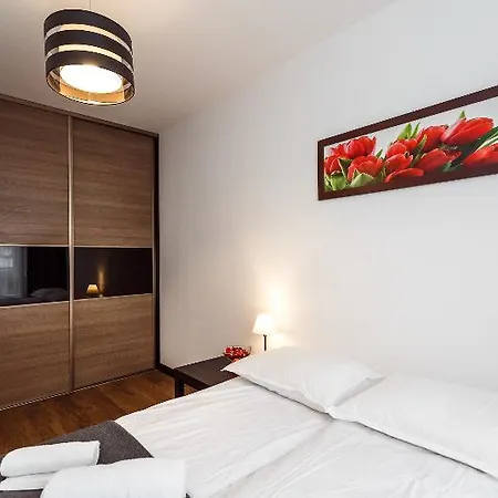 Apartament Em Klimatyzacja&Parking *