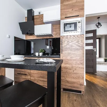 Apartament Em Klimatyzacja&Parking *