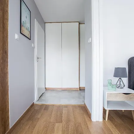 Apartament Em Klimatyzacja&Parking Rzeszow