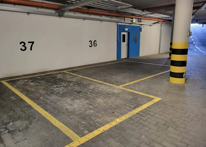 Apartament Em Klimatyzacja&Parking Lägenhet