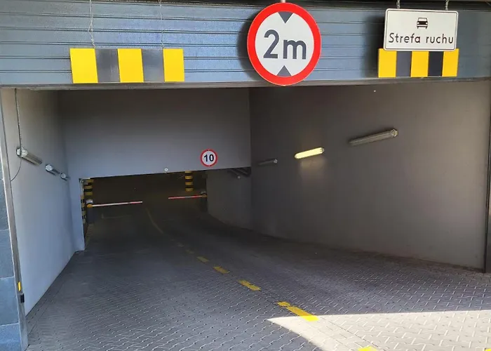 Em Klimatyzacja&parking رشيشوف