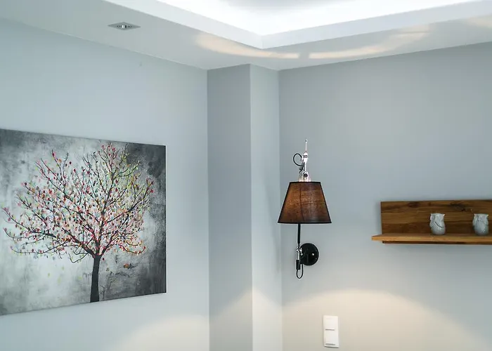 Em Klimatyzacja&parking رشيشوف