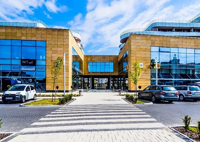 Em Klimatyzacja&parking *