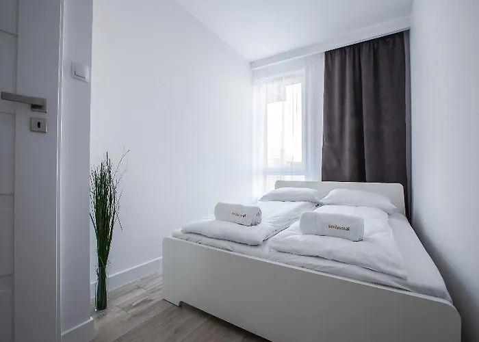 Apartament Em Klimatyzacja&Parking Lägenhet