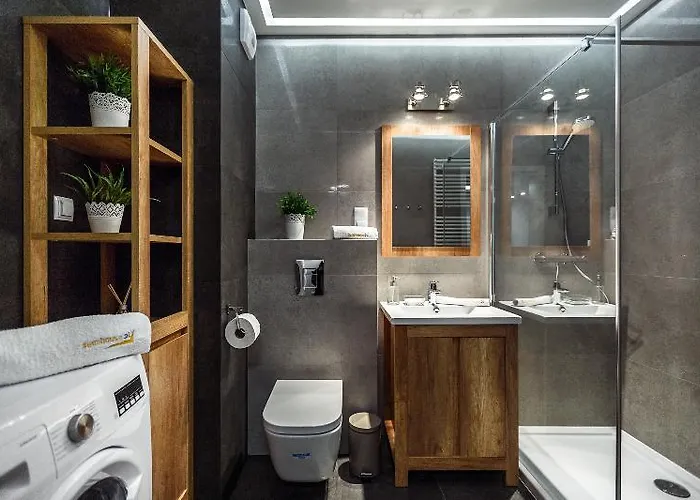 Em Klimatyzacja&parking شقة رشيشوف