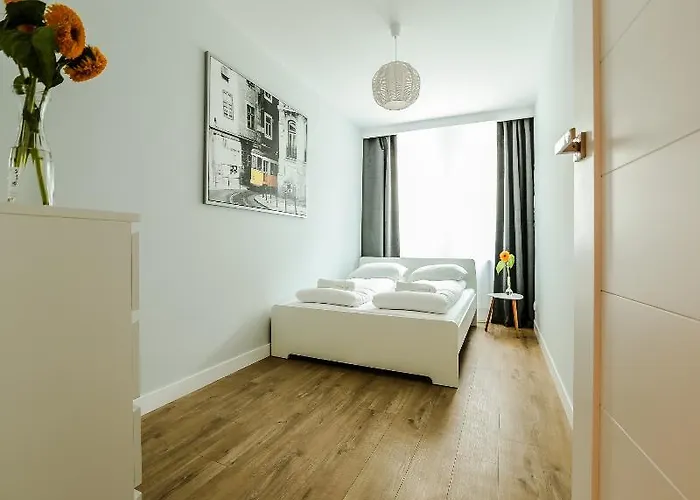 Apartament Em Klimatyzacja&Parking *