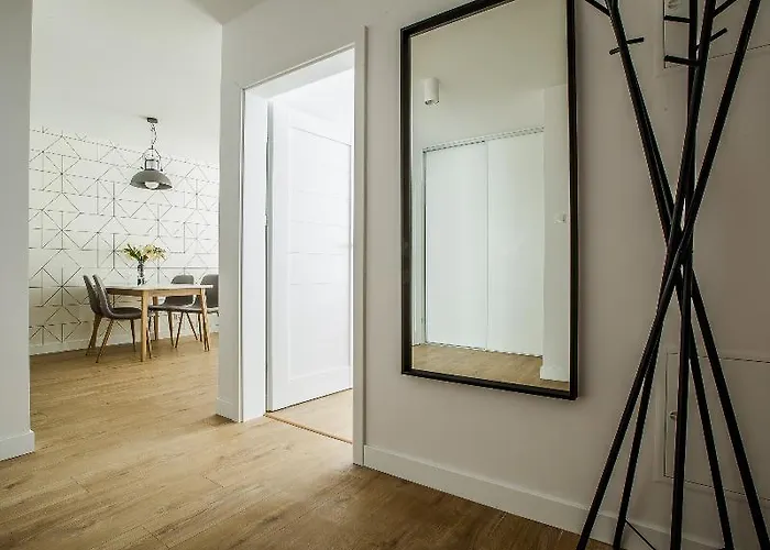 Lägenhet Apartament Em Klimatyzacja&Parking *