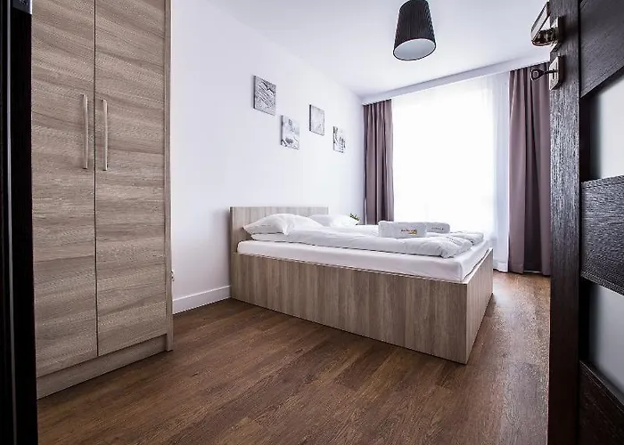 Apartament Em Klimatyzacja&Parking *